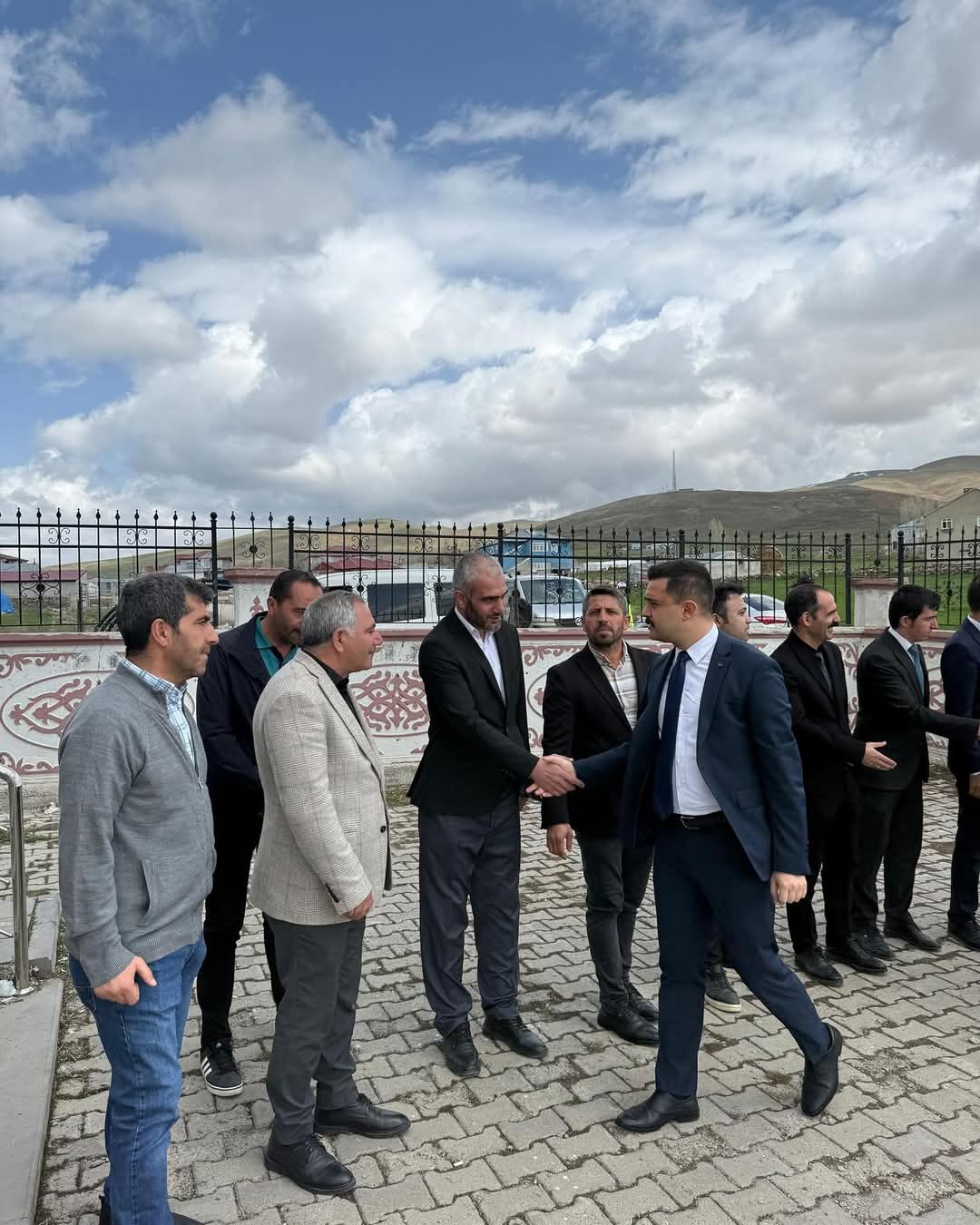 Sosyal Yardımlaşma ve Dayanışma Vakfı Müdür Vekili Erkan KILIÇ ve Ailesine Taziye Ziyareti